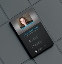 Creative Corporate Business Card Screenshot 1