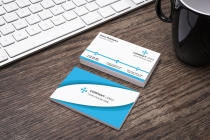 Simple and Creative Business Card Template Screenshot 2