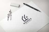 Urban Homes Pro Logo Template Screenshot 1