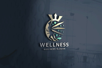 Naturals Wellness Beauty Logo Screenshot 1